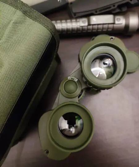 Alternative view of Seekers Binocular 10x50