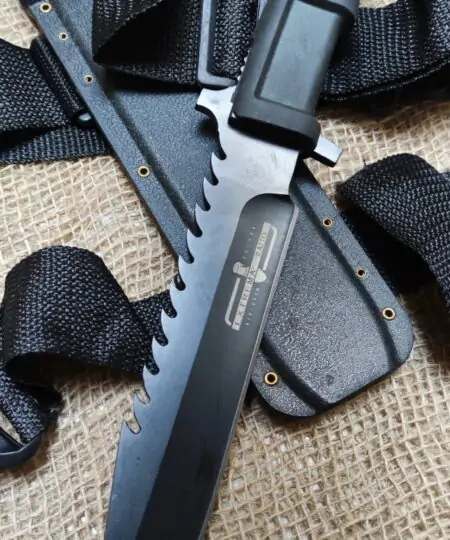 Alternative view of Extrema Ration Bayonet Dagger Big Blade Leg Holster
