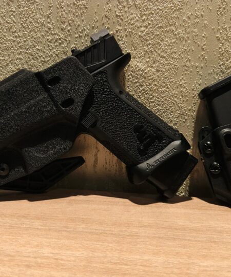 Alternative view of Quick Draw Concealed Carry IWB OWB Holster with Magazine pouch 
Glock IWB 19x holster DCC Metal Clip