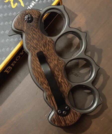 Alternative view of Browning X80 Flip Open Knuckle Knife
punch Knife