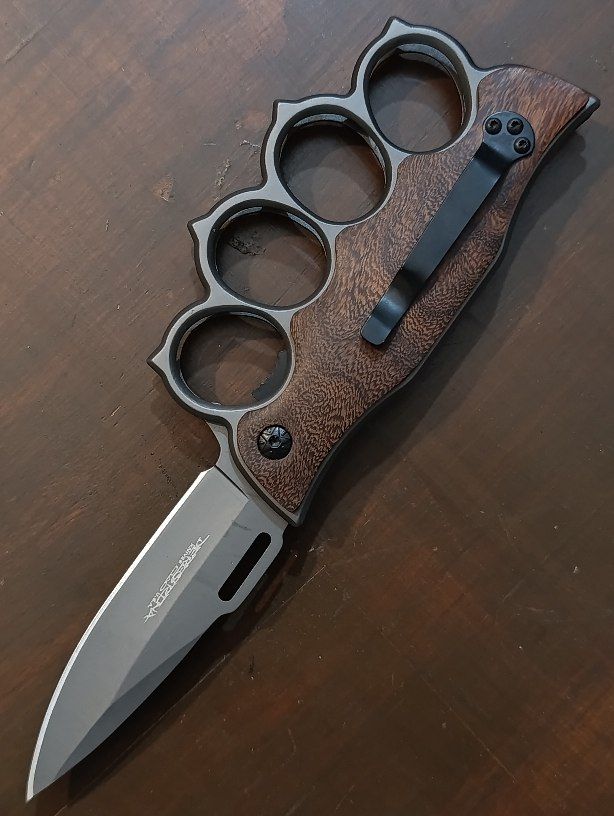 Knuckle Knife Wooden Grip - Image 3